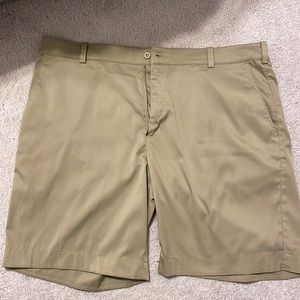 Nike Golf Khaki Shorts Size 38